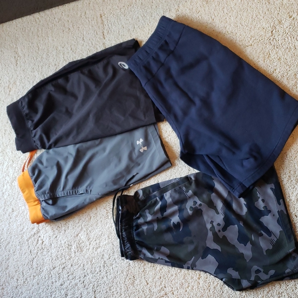 Near New Men's Shorts - 4 Medium size (Nike, Adidas, ASICS, Under Armour)